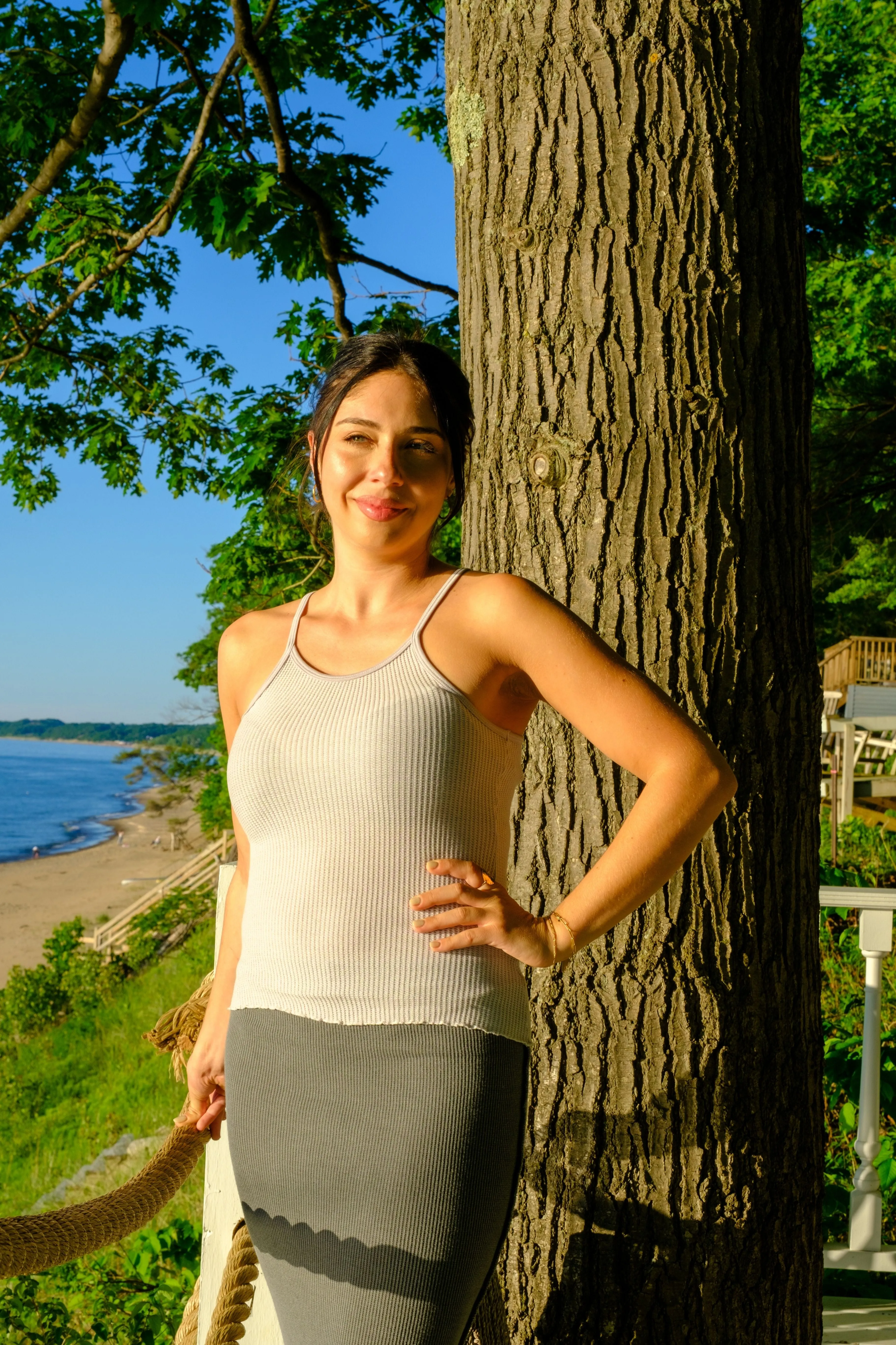 THERMAL SCALLOP HEM TANK - ANTIQUE