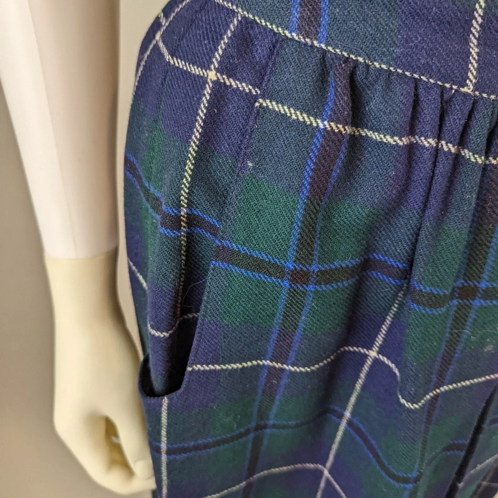 Vintage Laird-Portch of Scotland Tartan Plaid Wool Skirt 10