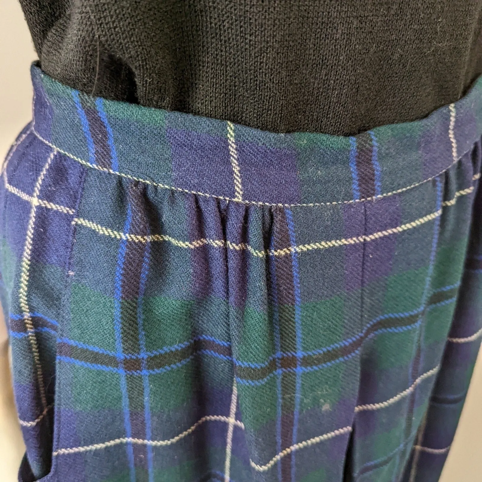 Vintage Laird-Portch of Scotland Tartan Plaid Wool Skirt 10